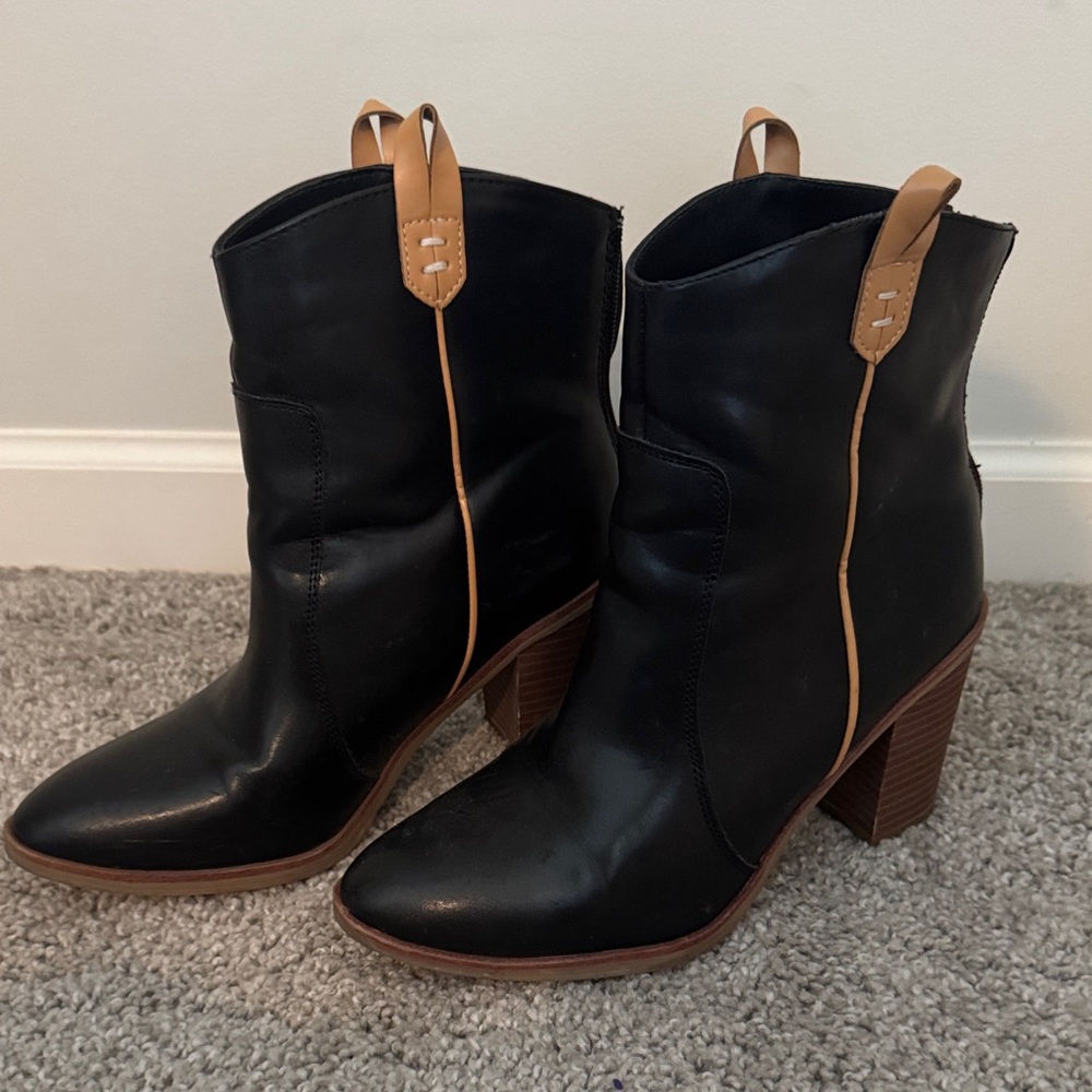 MIA Black and Tan Heeled Boots